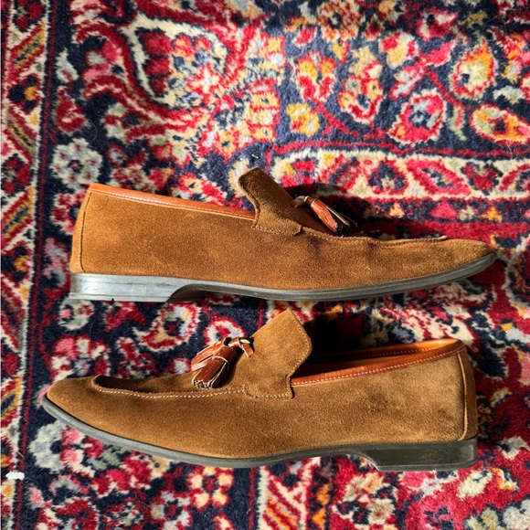 Magnanni Brown Suede Tassel Loafers - Picture 4 of 10